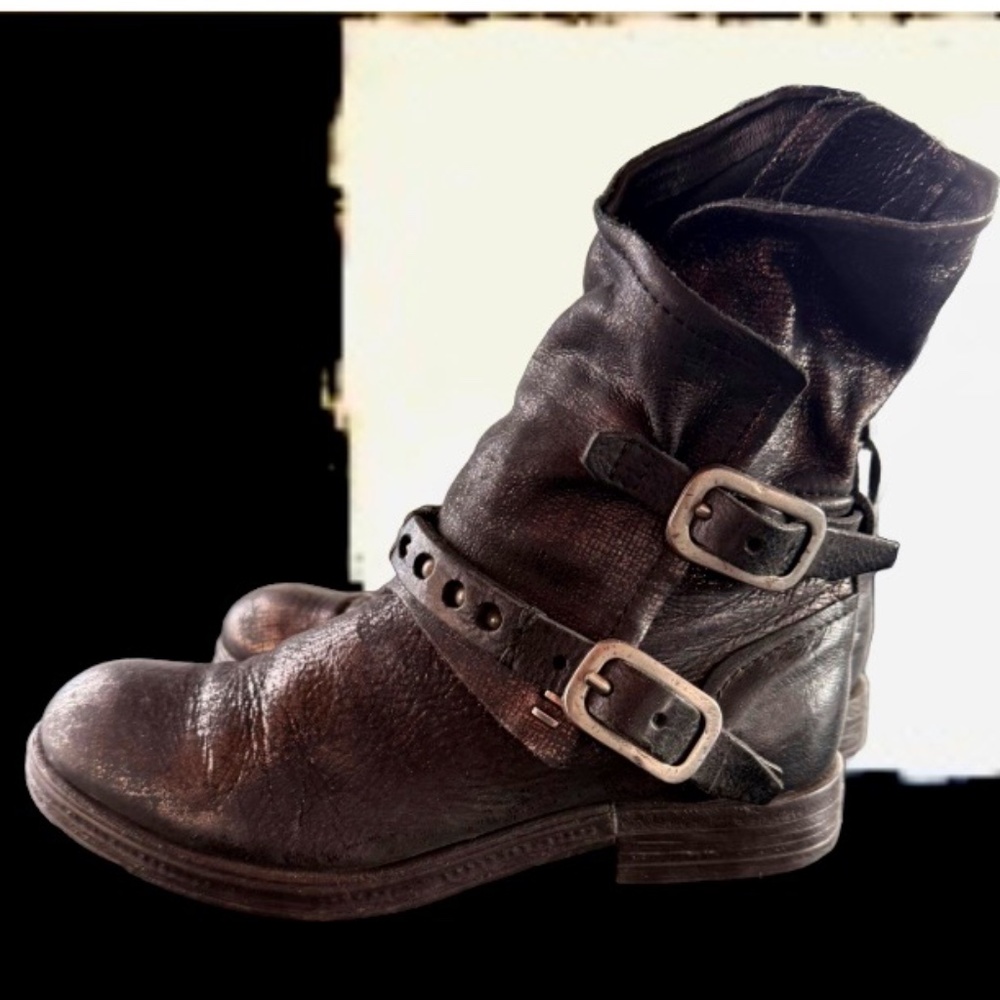 AS98 BLACK (HINT OF BRONZE) LEATHER BOOTS